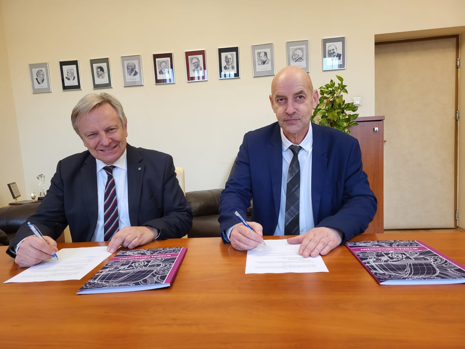 Podpisanie umowy z akademią Loretańską 2024