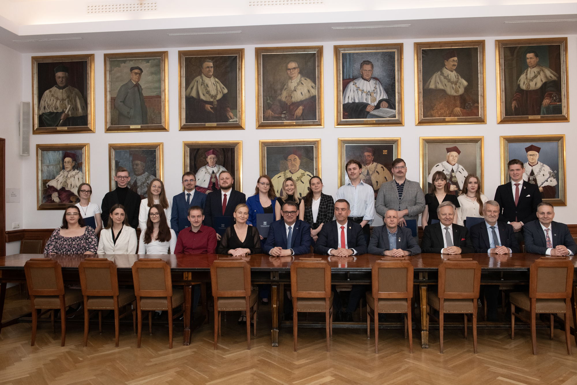 Studentki Inżynierii Medycznej w gronie laureatów Własnego Funduszu Stypendialnego PK