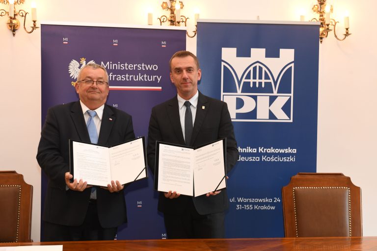 Politechnika Krakowska i Ministerstwo Infrastruktury wspólnie dla zrównoważonej mobilności w miastach